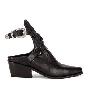 Zeynep Arcay leather cowboy sobo ankle boots